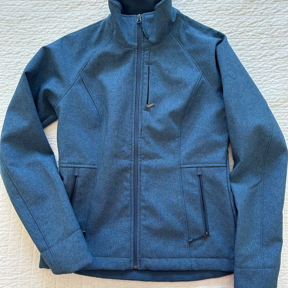 W’s The North Face Apex Bionic 2 soft shell jacket in Shady Blue Heather Size Sm
